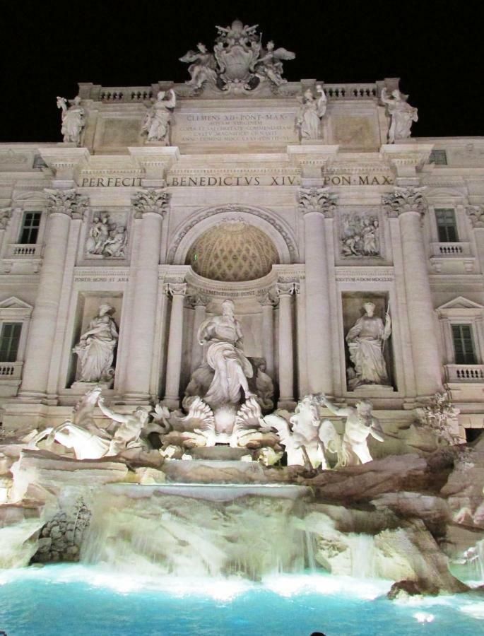 Fontana Di Trevi - Central Apartment In Рим Экстерьер фото